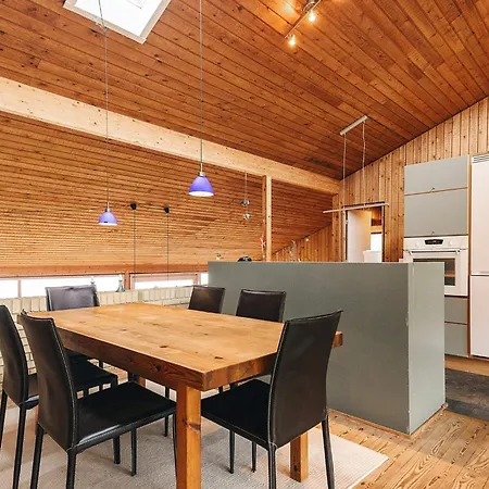 8 Person In Asnaes-by Traum Asnæs